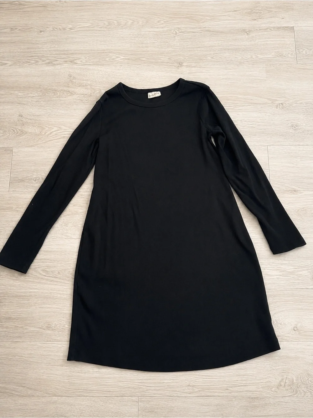 Universal Thread Long-Sleeve Dress - Picture 2 of 13